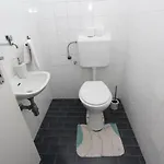 Rokov شقة روفينج